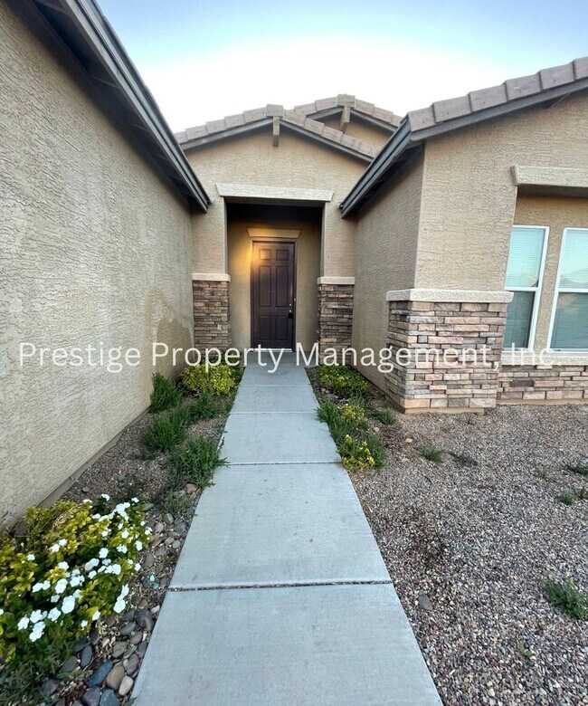 Building Photo - >>Northwest Home Checks In  All The Boxes-...