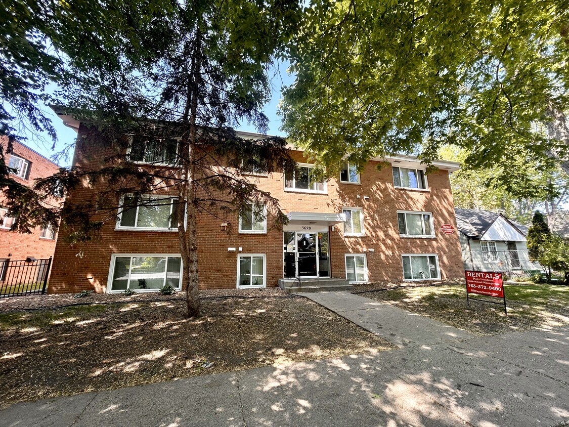 Building Photo - Minnehaha Apartments | 3628