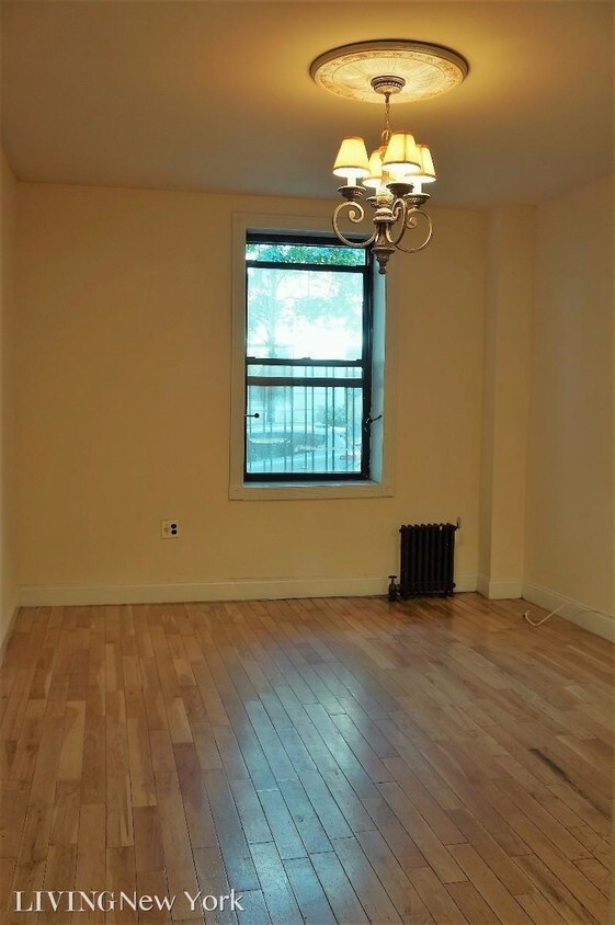 Primary Photo - 556 W 141st St