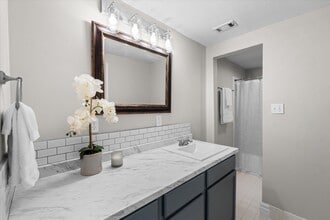 Building Photo - 5314 Manor Creek Ln