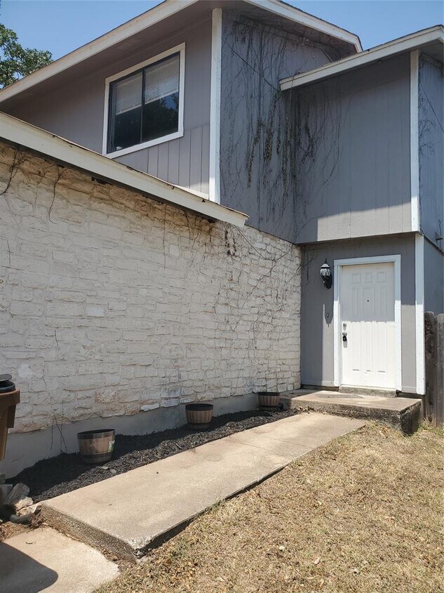Foto principal - 2312 Whitlow Cove