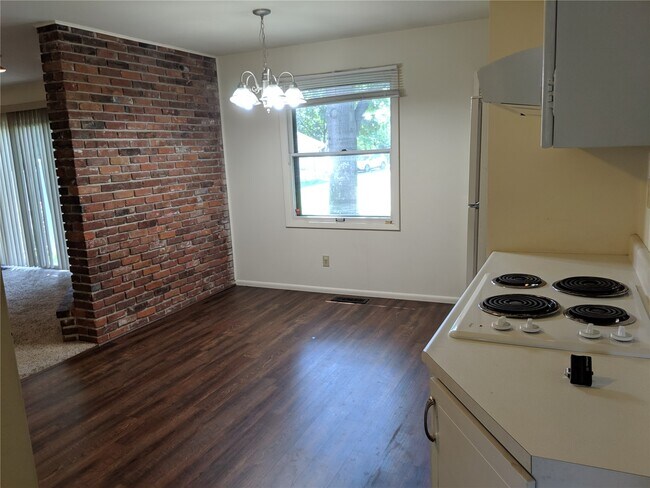 Foto del edificio - 822 Dutch Mill Dr