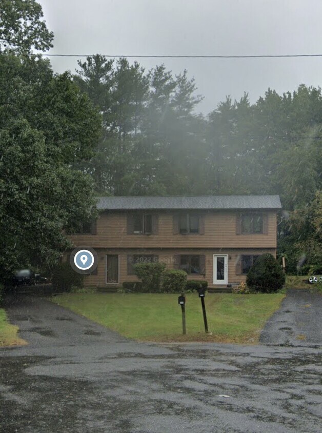 150 Oaklawn Ave, Orange, MA 01364 Townhome Rentals in Orange MA