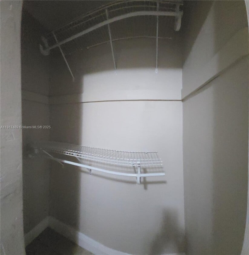 Foto principal - 341 NW 55th St