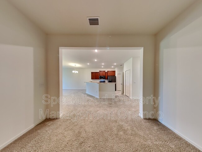 Building Photo - 620 Remington Green Dr SE