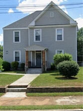 Building Photo - 1412 Moorman Ave NW