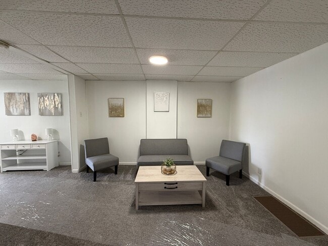 Foto del edificio - 1235 N 8th St