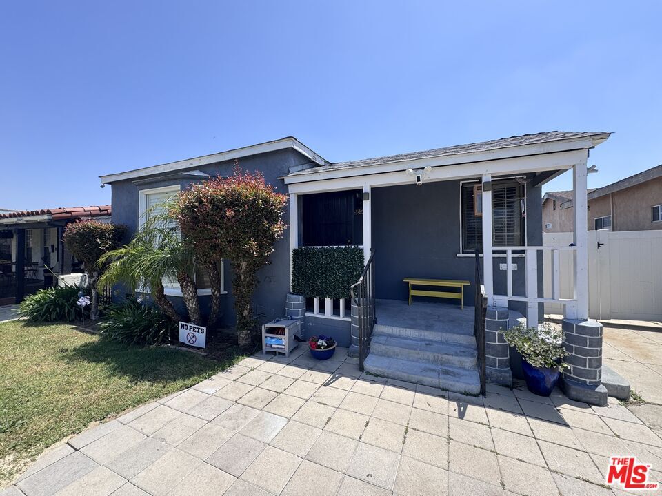 Primary Photo - 8850 S Wilton Pl