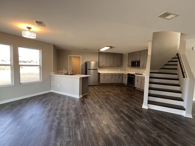 Foto del edificio - 112 Thornley Ct