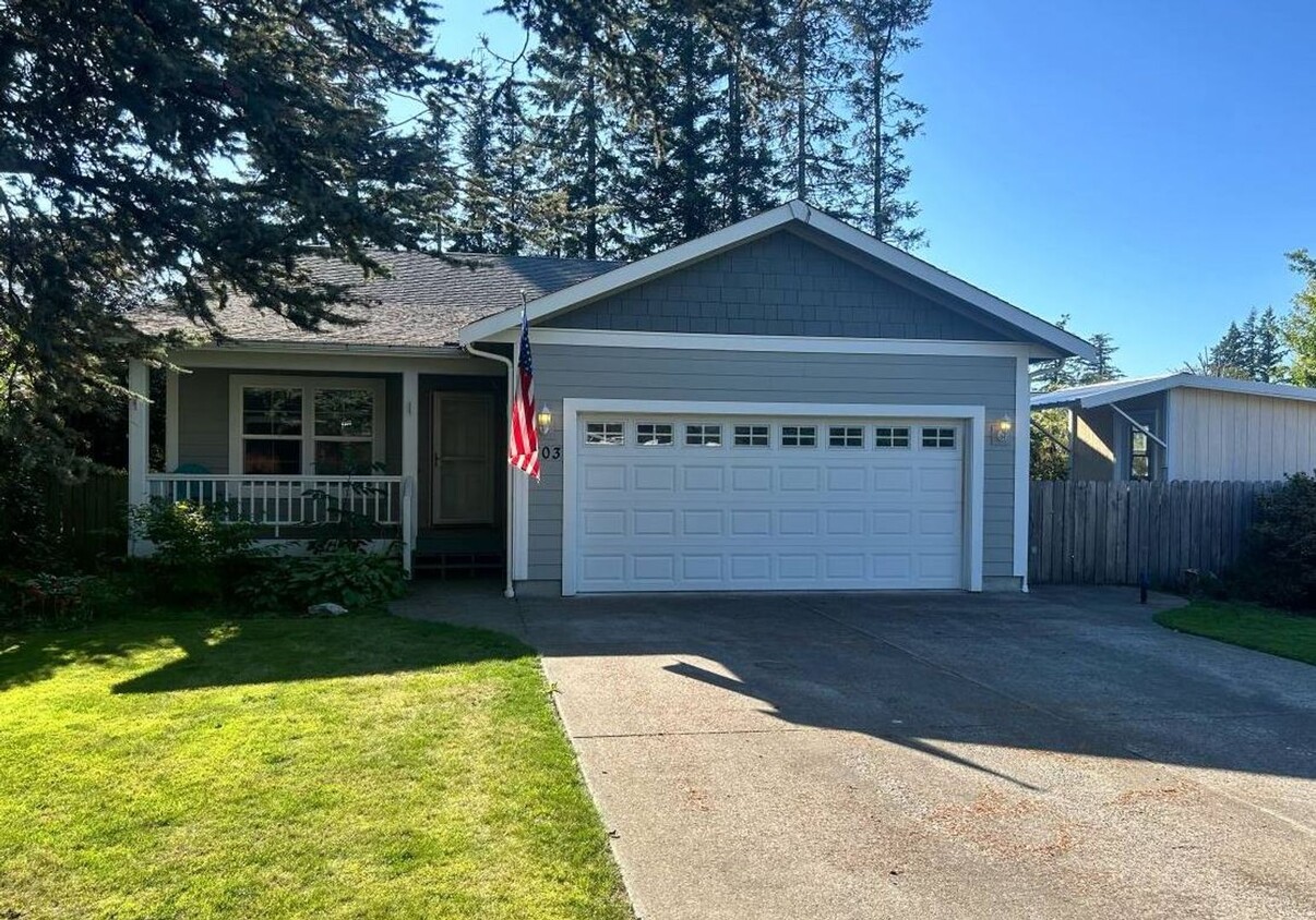 Primary Photo - 3 Bedroom Home For Rent