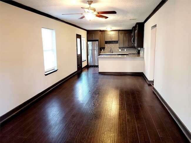 Building Photo - 1501 Asbury St