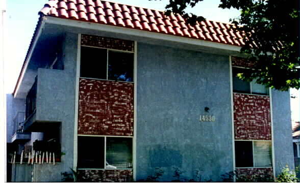 Foto del edificio - 14524-14530 Vose St