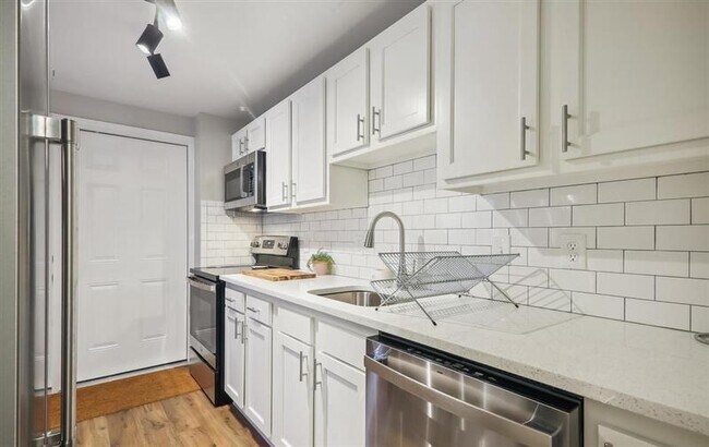 Foto del edificio - Style 2bedroom Conveniently located