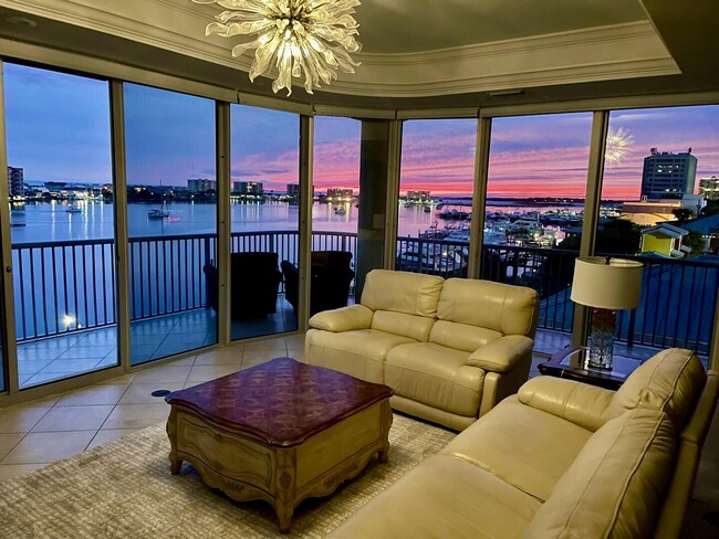 Foto del edificio - 508 Harbor Blvd