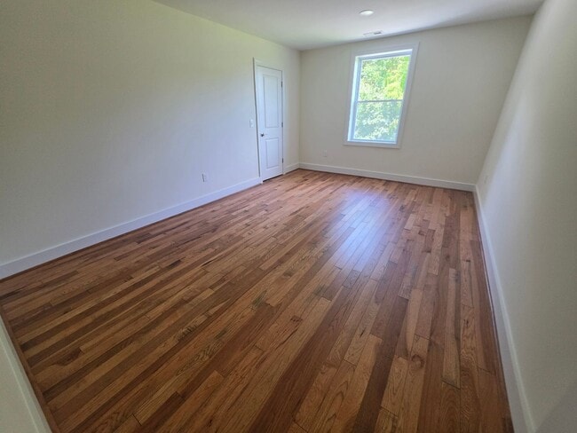 Building Photo - 2721 Conowingo Rd