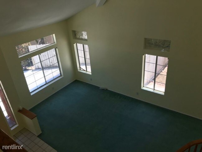 Foto del edificio - 4 br, 2.5 bath House - 14117 Redondo Court