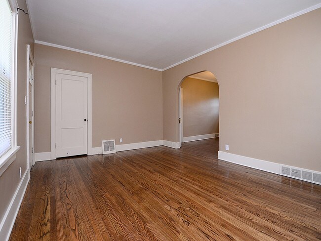 Building Photo - 1109 N 50th St