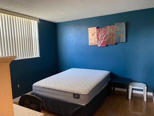 Foto del edificio - 1820 SW 81st Ave