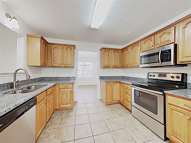 Foto del edificio - 530 Heartland Lane