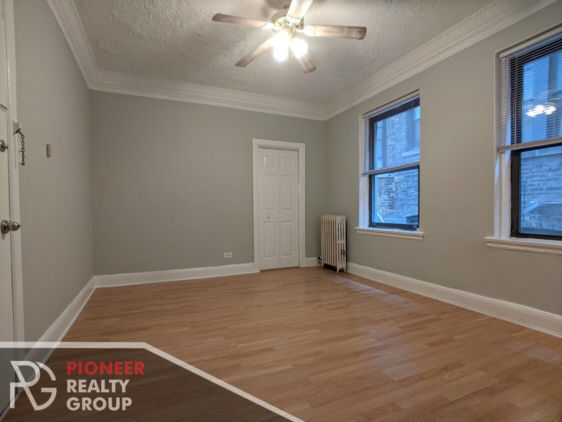 Foto principal - 3817 N Fremont St