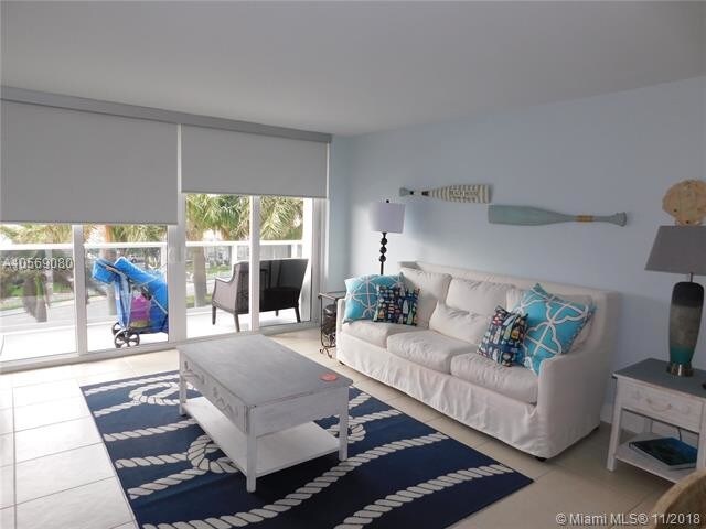 Building Photo - 3140 S Ocean Dr