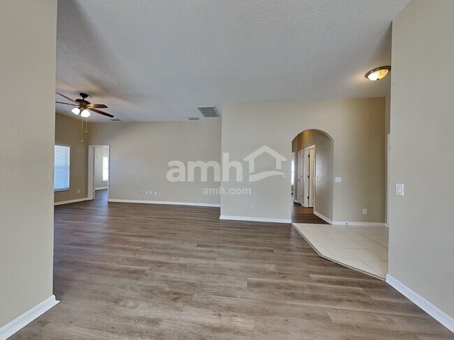 Foto del edificio - 8622 Tidal Bay Ln