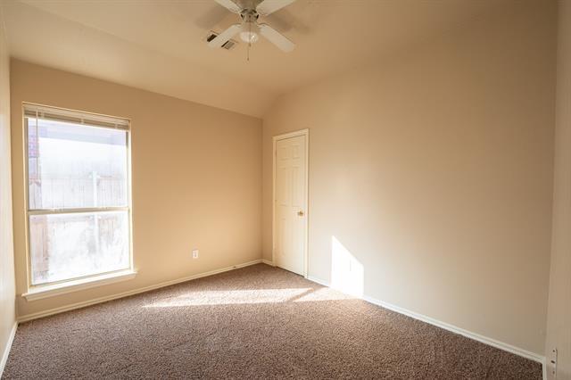 Building Photo - 515 Starling Dr