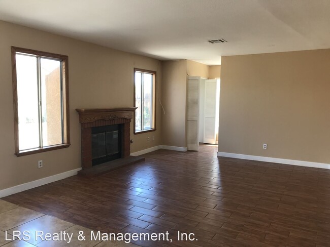 Building Photo - 3 br, 2.5 bath House - 2243 Gregory Ave