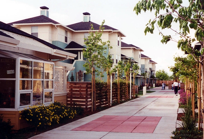 Foto del edificio - Sunset Creek Apartments