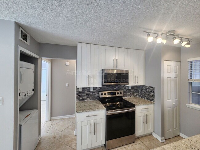 Foto del edificio - 311 Hawkstone Way