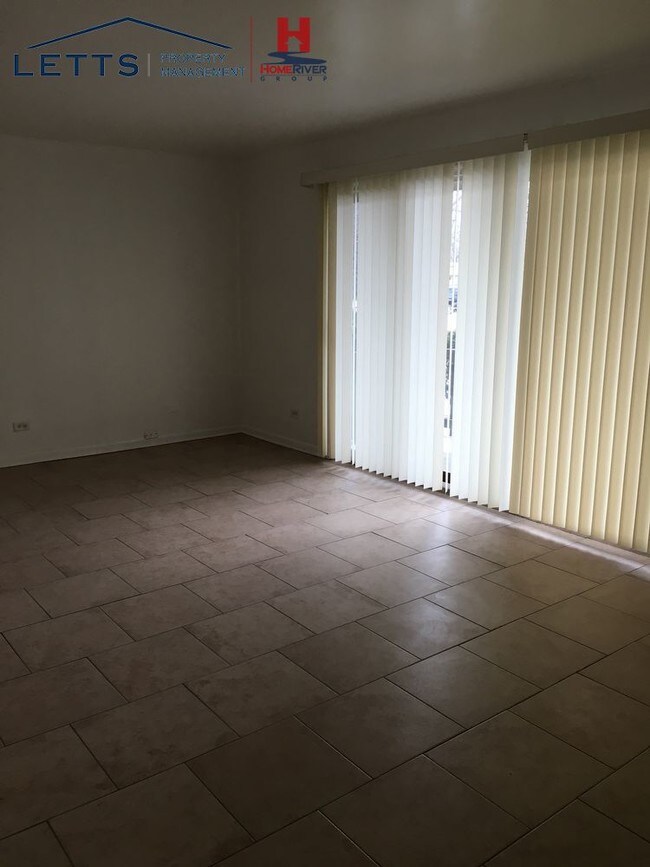 Building Photo - Beautiful 2 Bedroom Aprtment