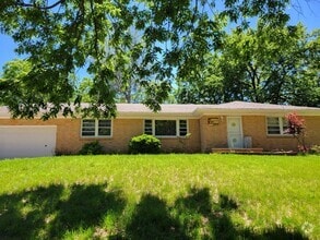 Building Photo - 737 Lindberg Dr