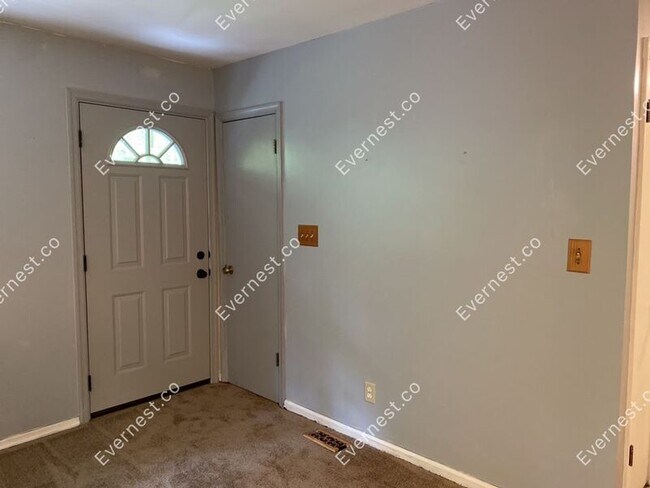 Building Photo - 13408 Wilderness Park Dr