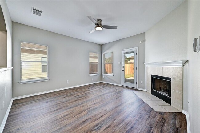 Building Photo - 11306 Dimmit St