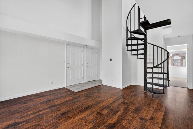 Building Photo - 6017 Curtier Dr