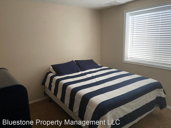 Foto del edificio - 6 br, 5 bath House - 691 N 600 E