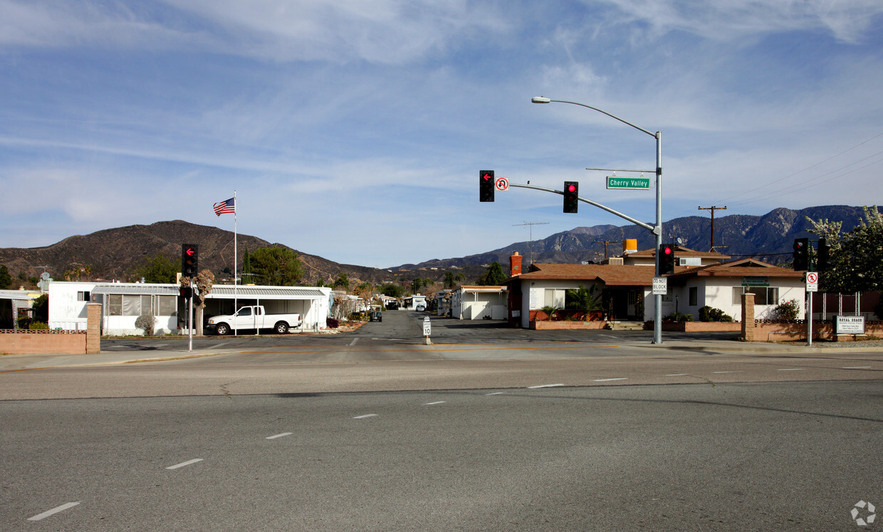 Primary Photo - Royal Coach Mobile Home Park