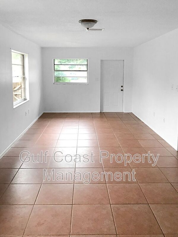 Foto del edificio - 809 60th Ave W