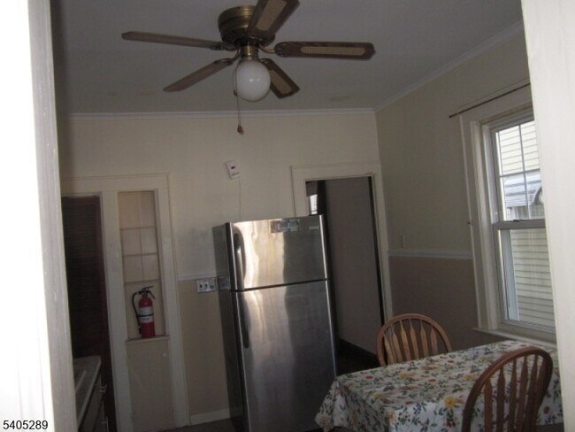 Foto del edificio - 45 Niles Ave