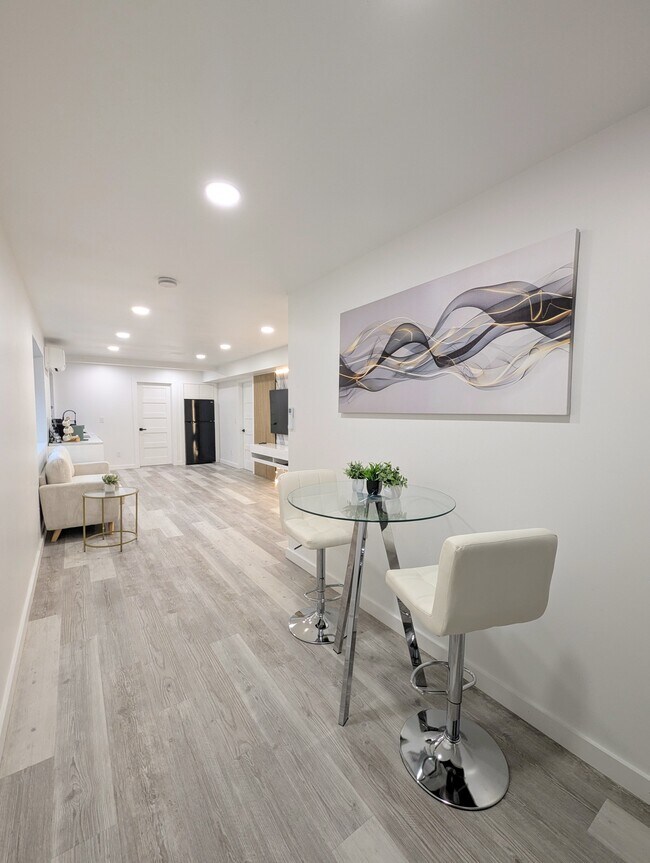 Building Photo - 1318 75th St SE