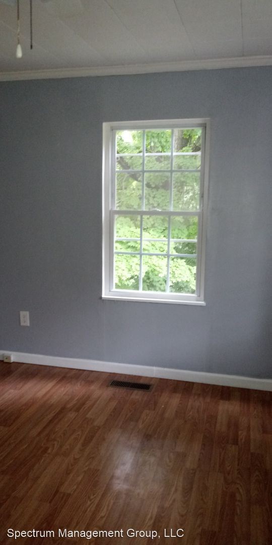 Foto del edificio - 3 br, 1 bath House - 1025 W. 5th North St