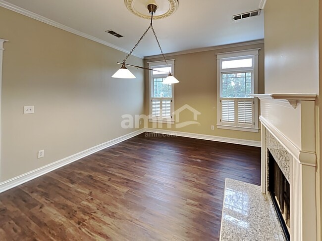 Building Photo - 145 Memory Ln