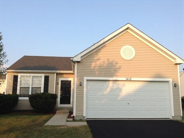 Building Photo - 1412 Bridgehampton Dr