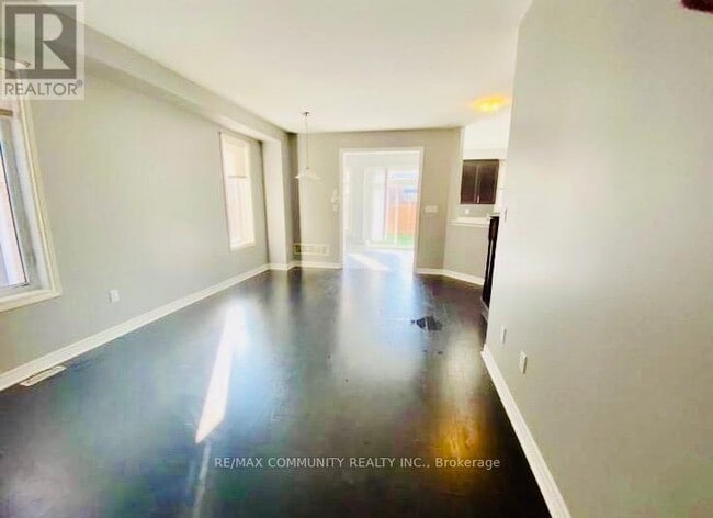 Building Photo - 4 Zenida Rd