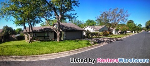 Building Photo - 2401 Sheri Oak Ln