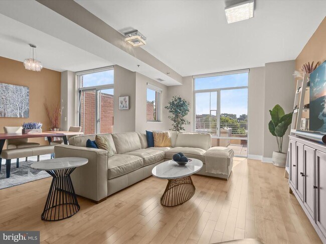 Foto del edificio - 1400 Lancaster St