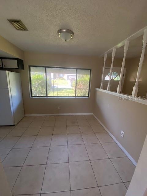 Foto del edificio - 1420 Meadowlark St