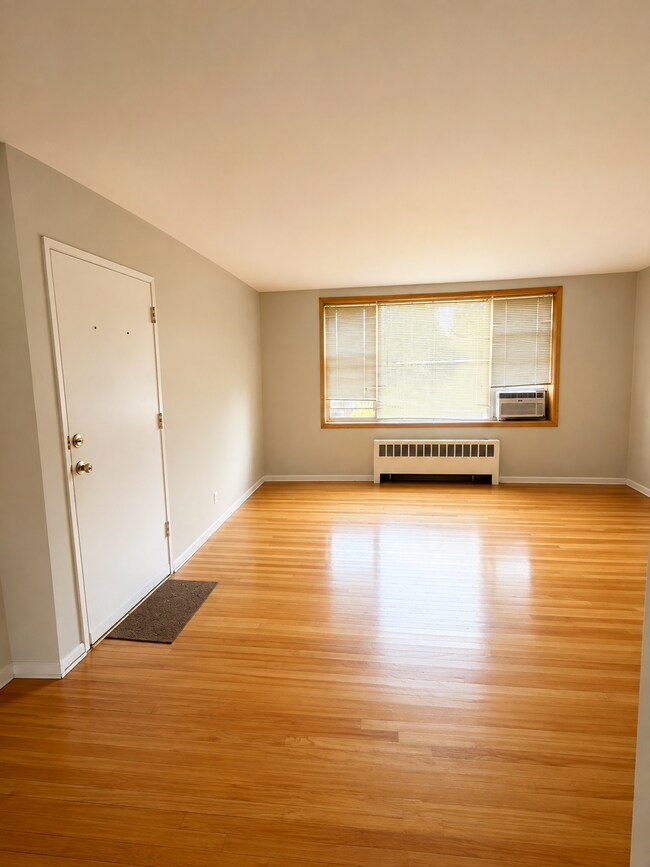 Foto del edificio - 2623 W Fitch Ave