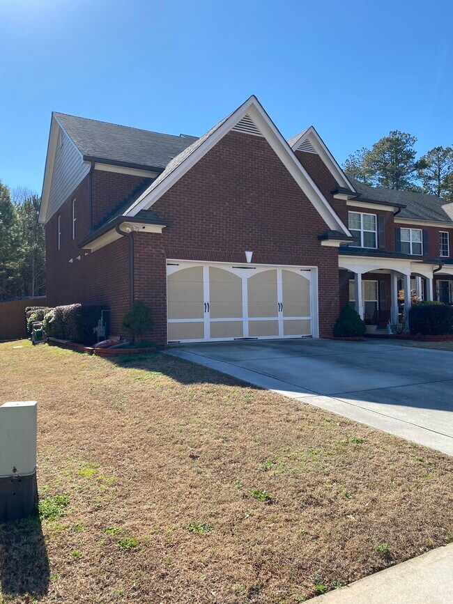 Building Photo - 4383 Pond Edge Rd