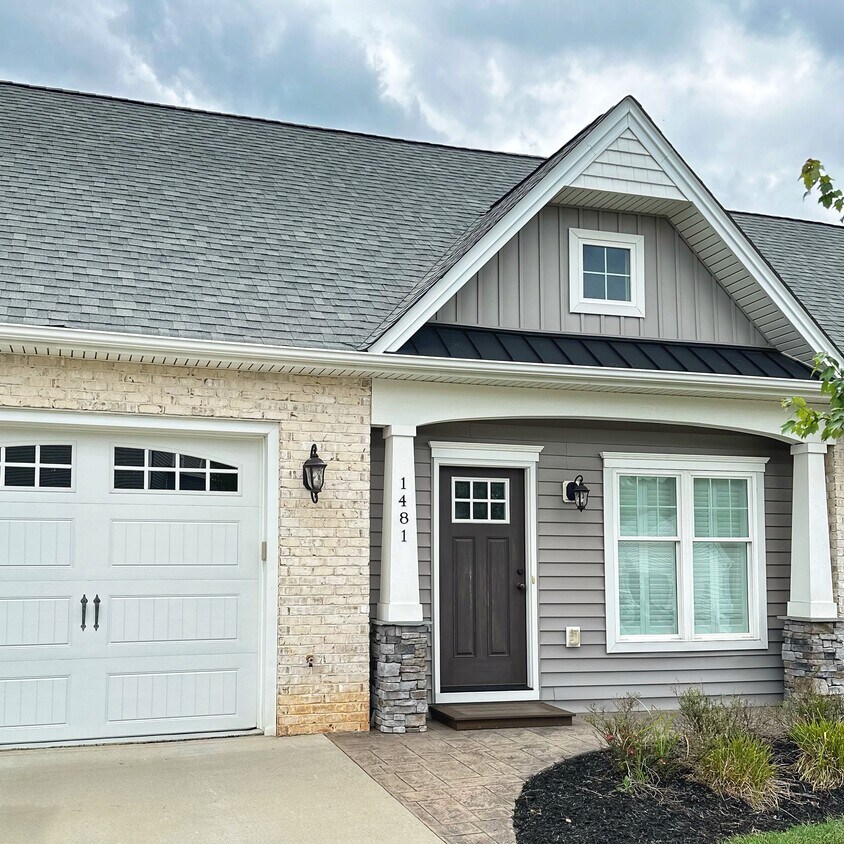 Primary Photo - 1481 Helmsdale Dr